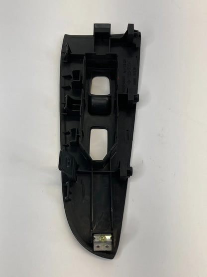 2007-2010 HYUNDAI ELANTRA FRONT RIGHT PASSENGER SIDE DOOR WINDOW SWITCH BEZEL