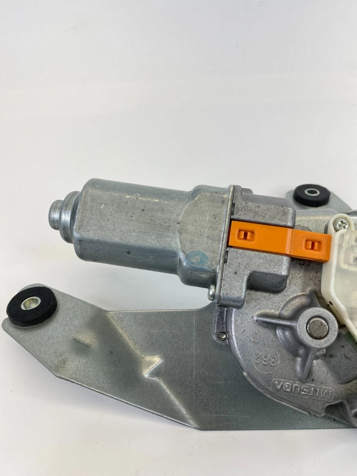 2010-2017 CHEVROLET EQUINOX REAR WINDSHIELD WIPER MOTOR ASSEMBLY OEM A8925-945