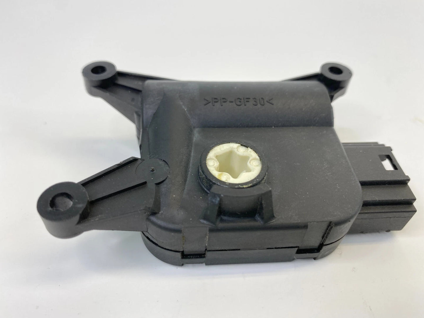2009-2017 VW CC 06-10 PASSAT HVAC AC HEATER BLEND DOOR FLAP ACTUATOR 3C0907511A