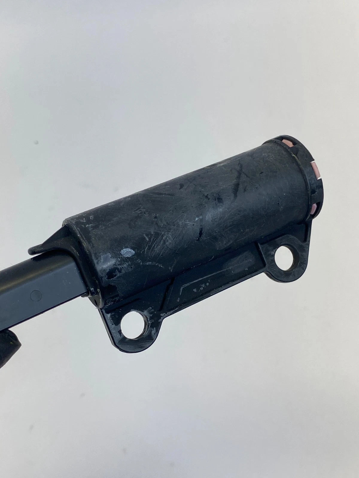 2011-2024 MITSUBISHI OUTLANDER SPORT PHEV GLOVE BOX DAMPER SHOCK STOPPER OEM