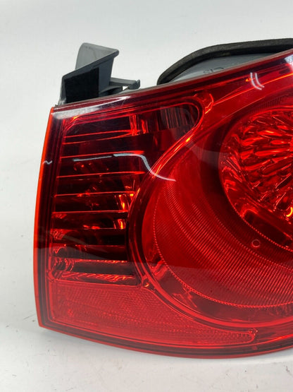 07-10 Hyundai Elantra Sedan Right Side Quarter Panel Taillight Tail Lamp Light