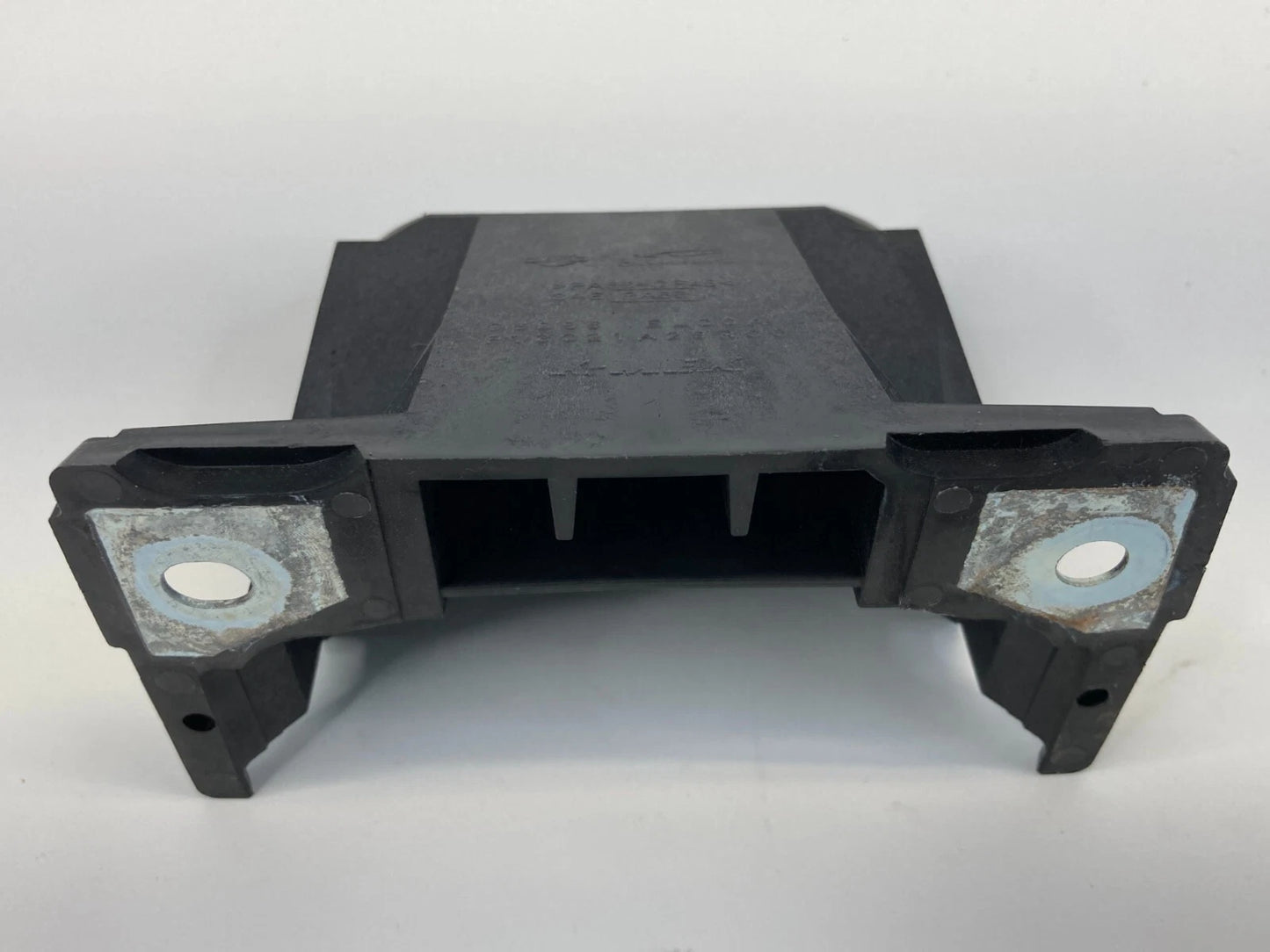 07-12 NISSAN VERSA CENTER CONSOLE SHIFT COVER PLATE LOWER BRACKET 96996-EL00A