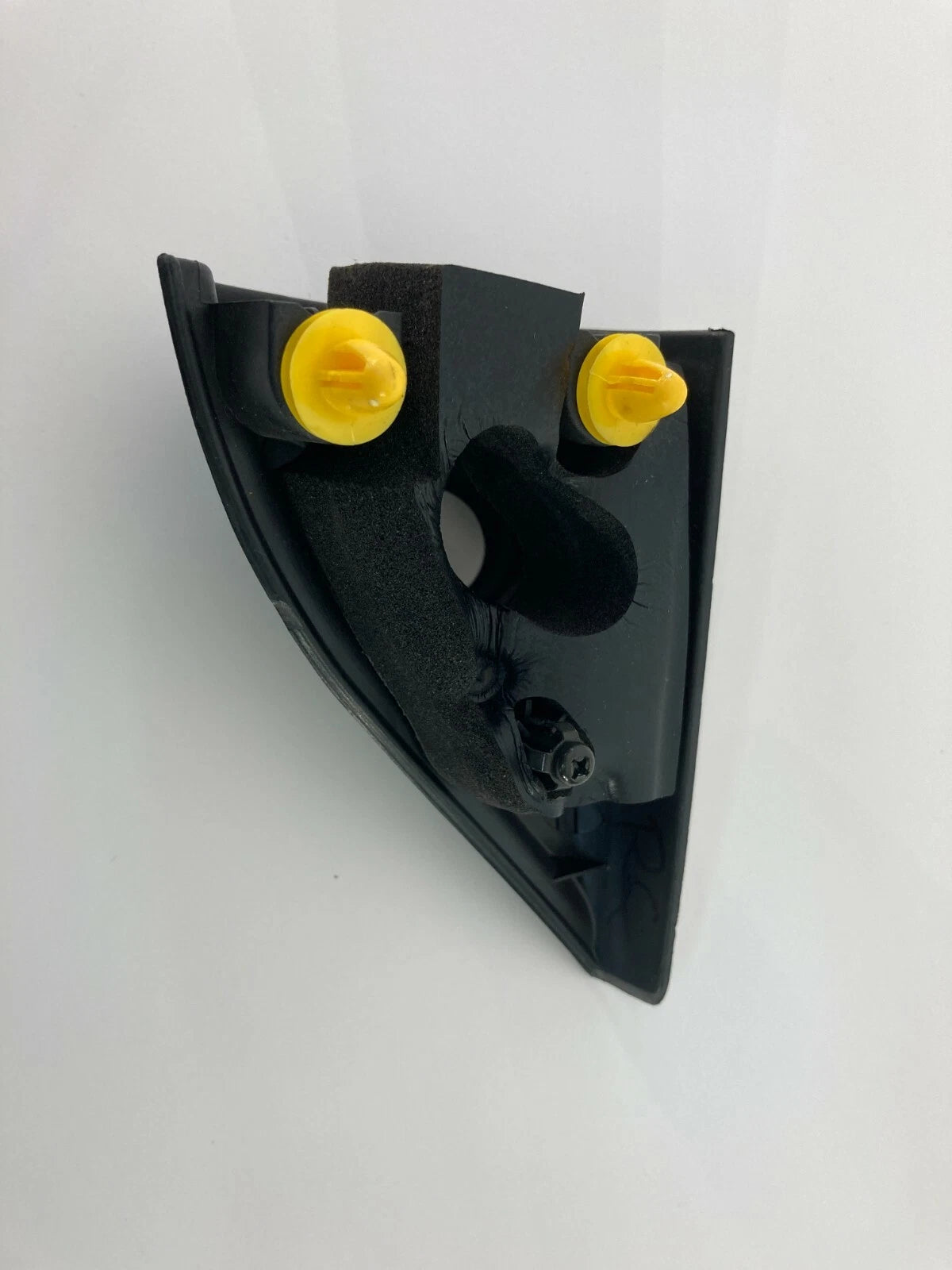 2006-2011 HYUNDAI ACCENT FRONT RIGHT PASSENGER INTERIOR DOOR MANUAL MIRROR COVER