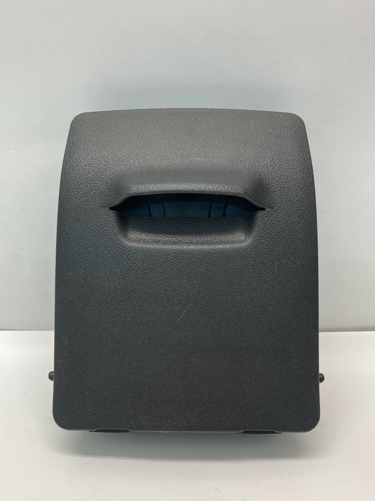 2005-2010 Pontiac G6 Rear Seat Center Console Folding Down Double Cup Holder OEM