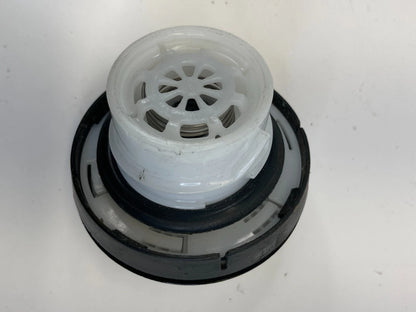 2005-2009 FORD MUSTANG FUEL TANK CAP GAS LID COVER WITH TETHER OEM