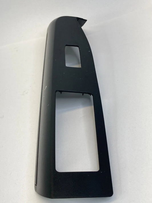 2011-2017 JEEP PATRIOT REAR RIGHT SIDE DOOR WINDOW SWITCH COVER BEZEL TRIM