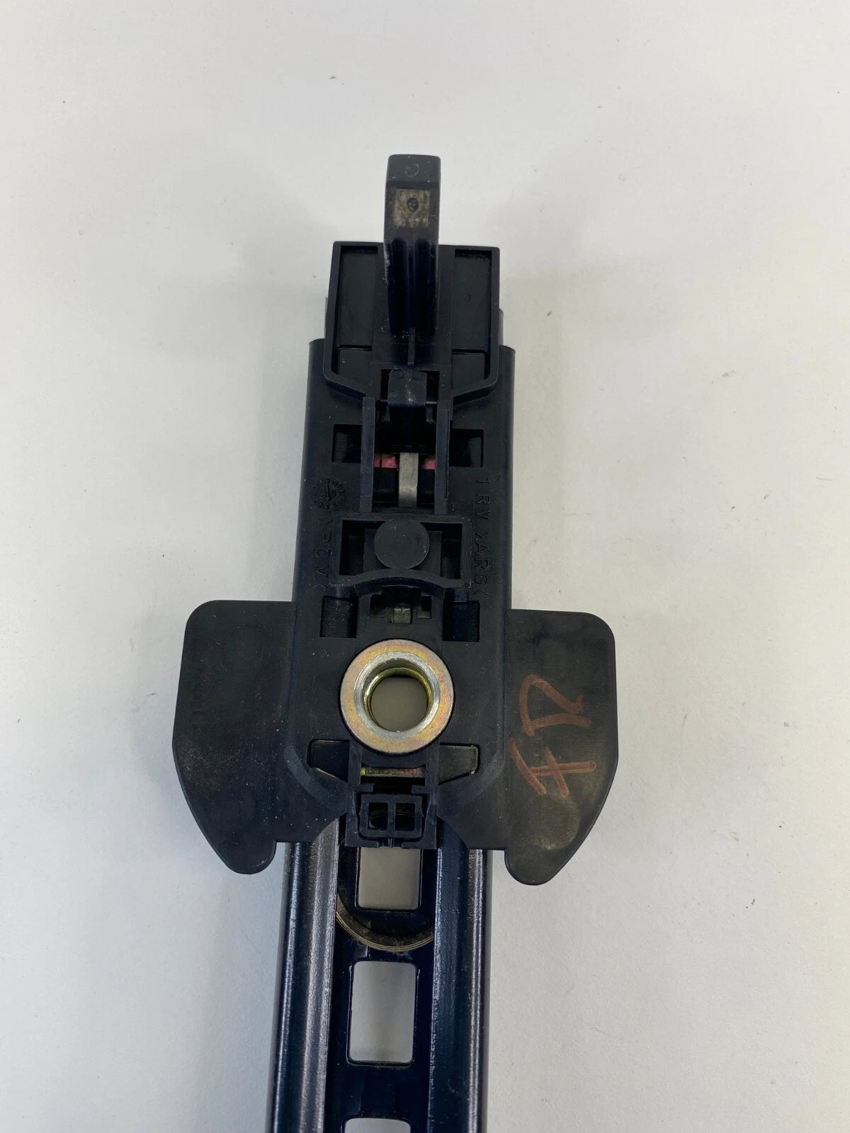 2005-2011 AUDI A6 FR RH SEAT BELT HEIGHT ADJUSTER SLIDER FACTORY 8E0857833E OEM