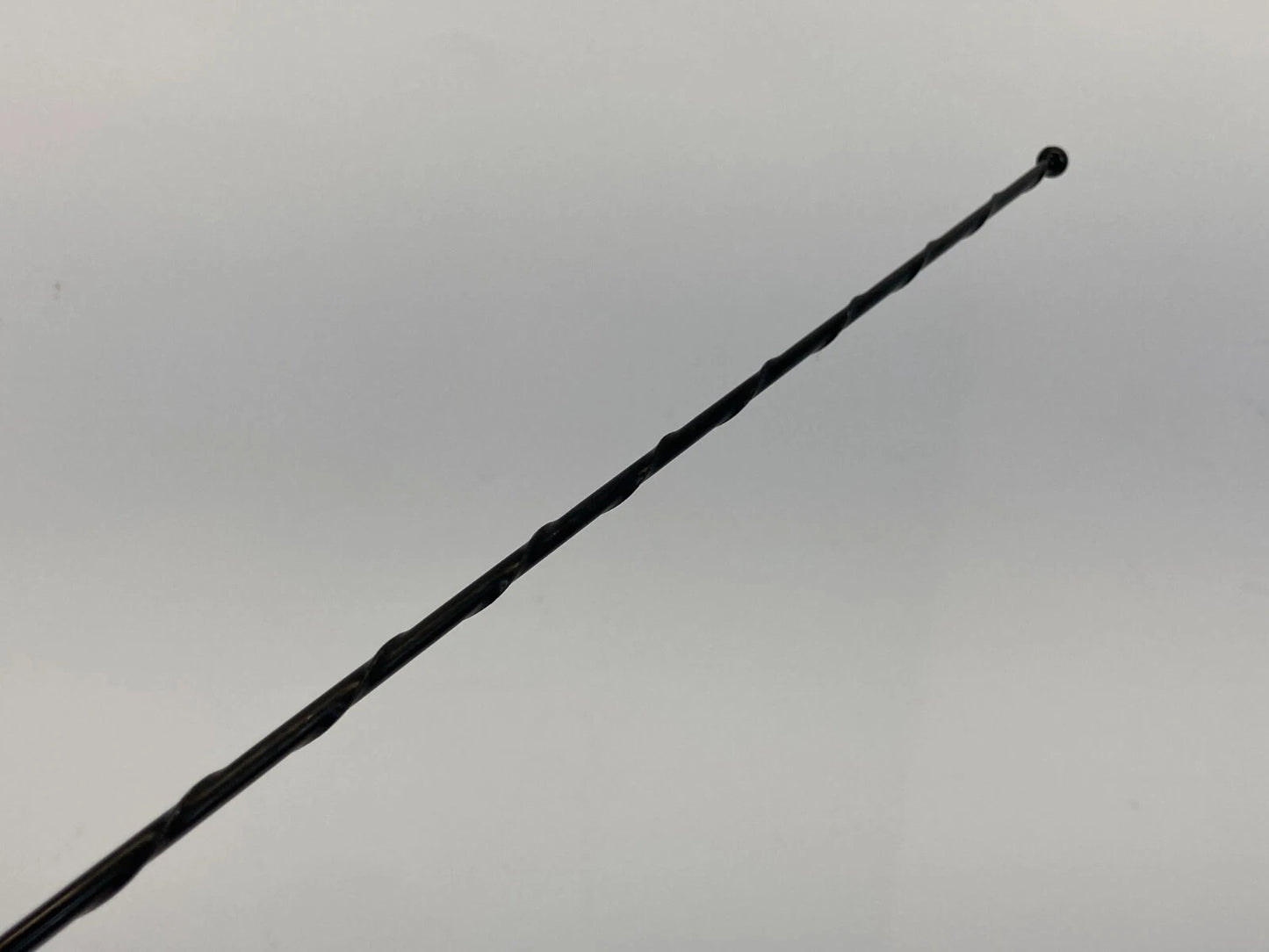 2004-2006 CHEVROLET COLORADO GMC CANYON RADIO ANTENNA MAST WHIP SCREW-ON OEM