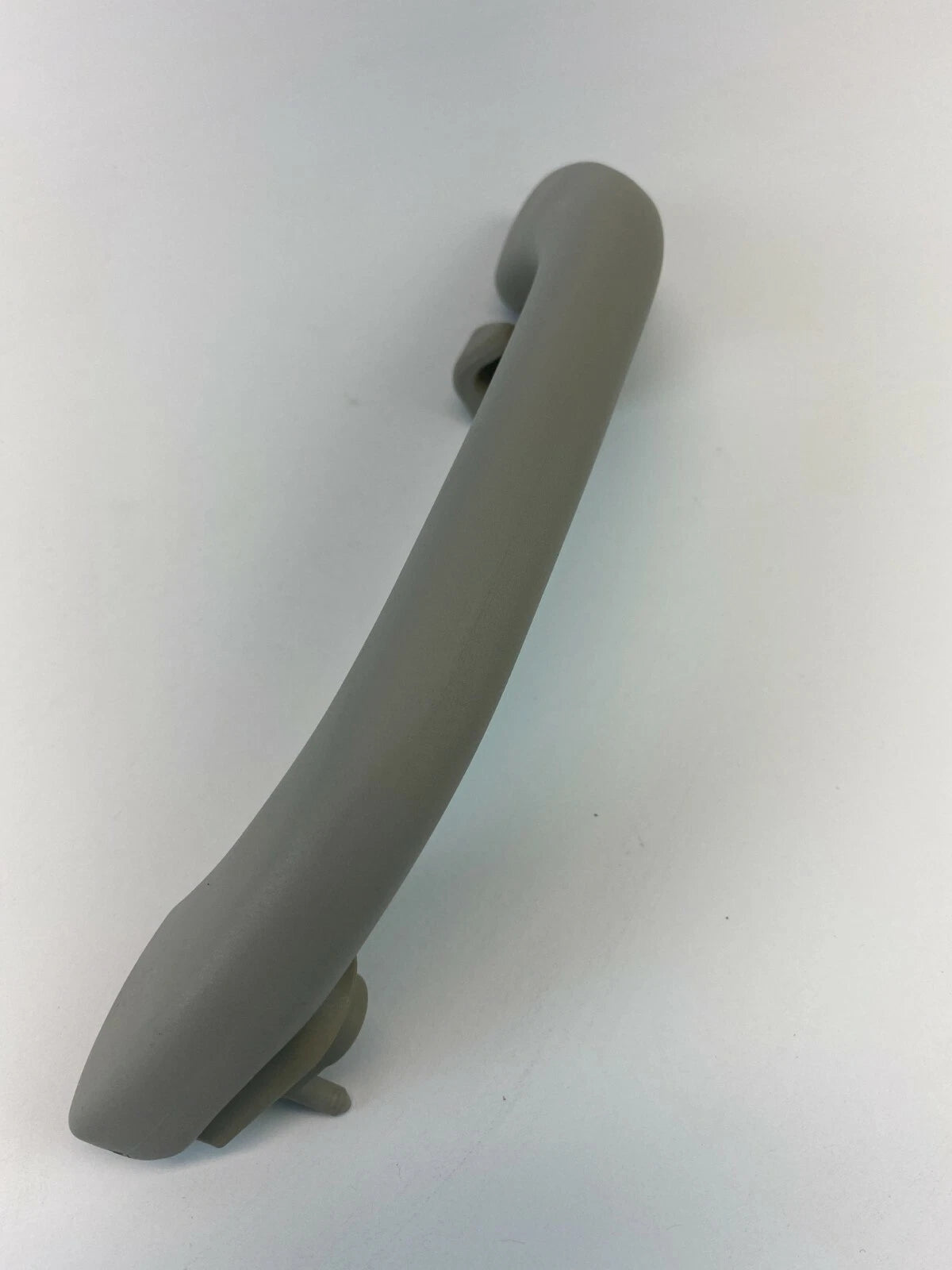 1998-2001 AUDI A4 SEDAN ROOF REAR RIGHT PASSENGER GRIP GRAB HANDLE OEM