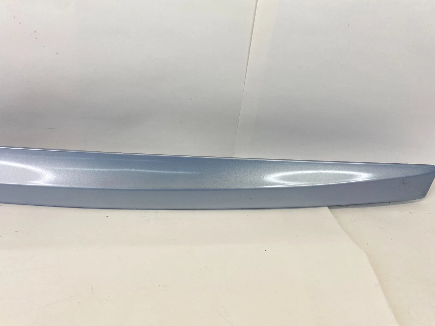 2012-2017 HYUNDAI ACCENT SEDAN TRUNK LID GARNISH FINISH TRIM MOLDING OEM