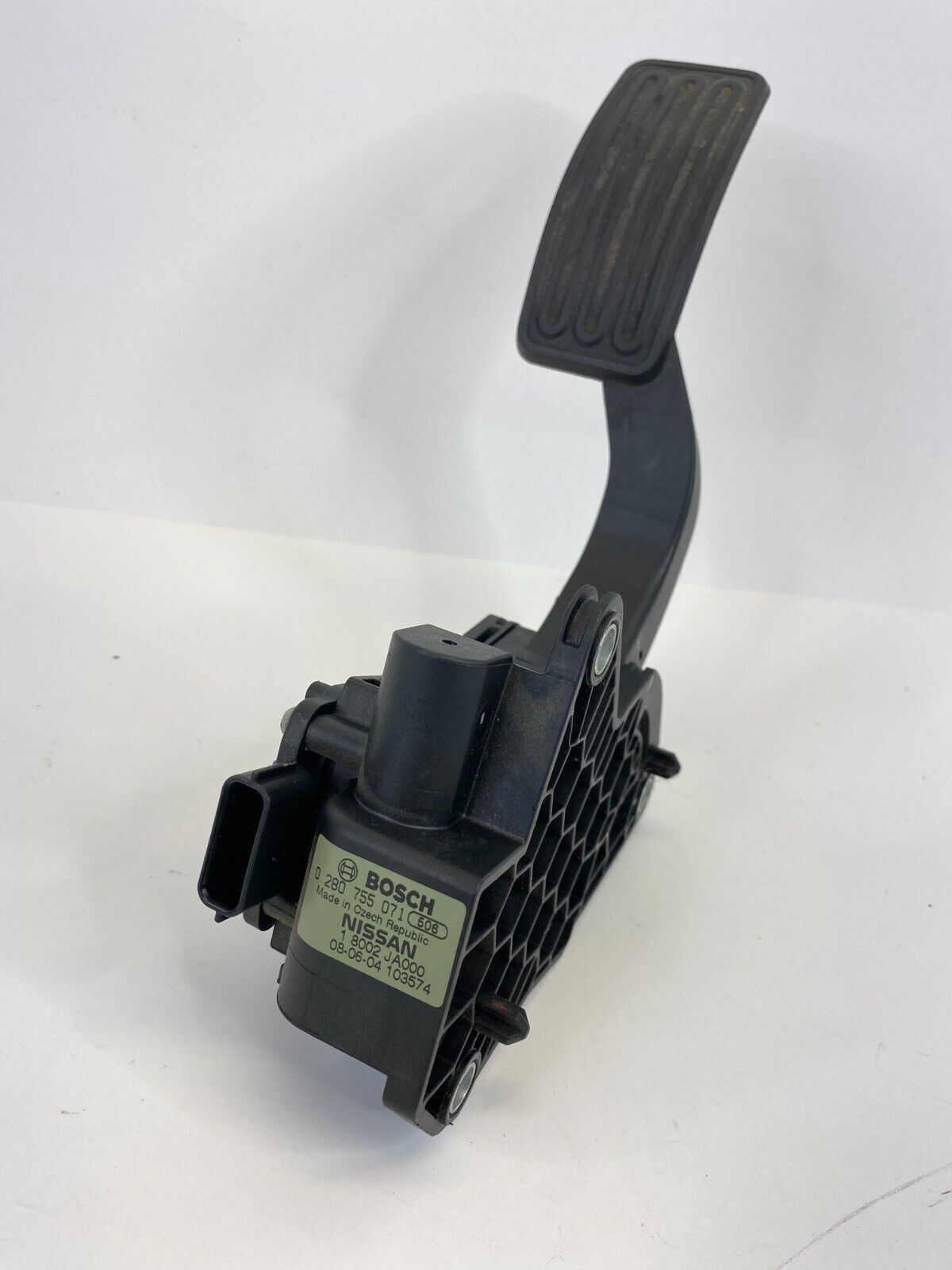 2007-2013 Nissan Altima Sedan A/T Throttle Gas Pedal Accelerator 18002-JA800 OEM