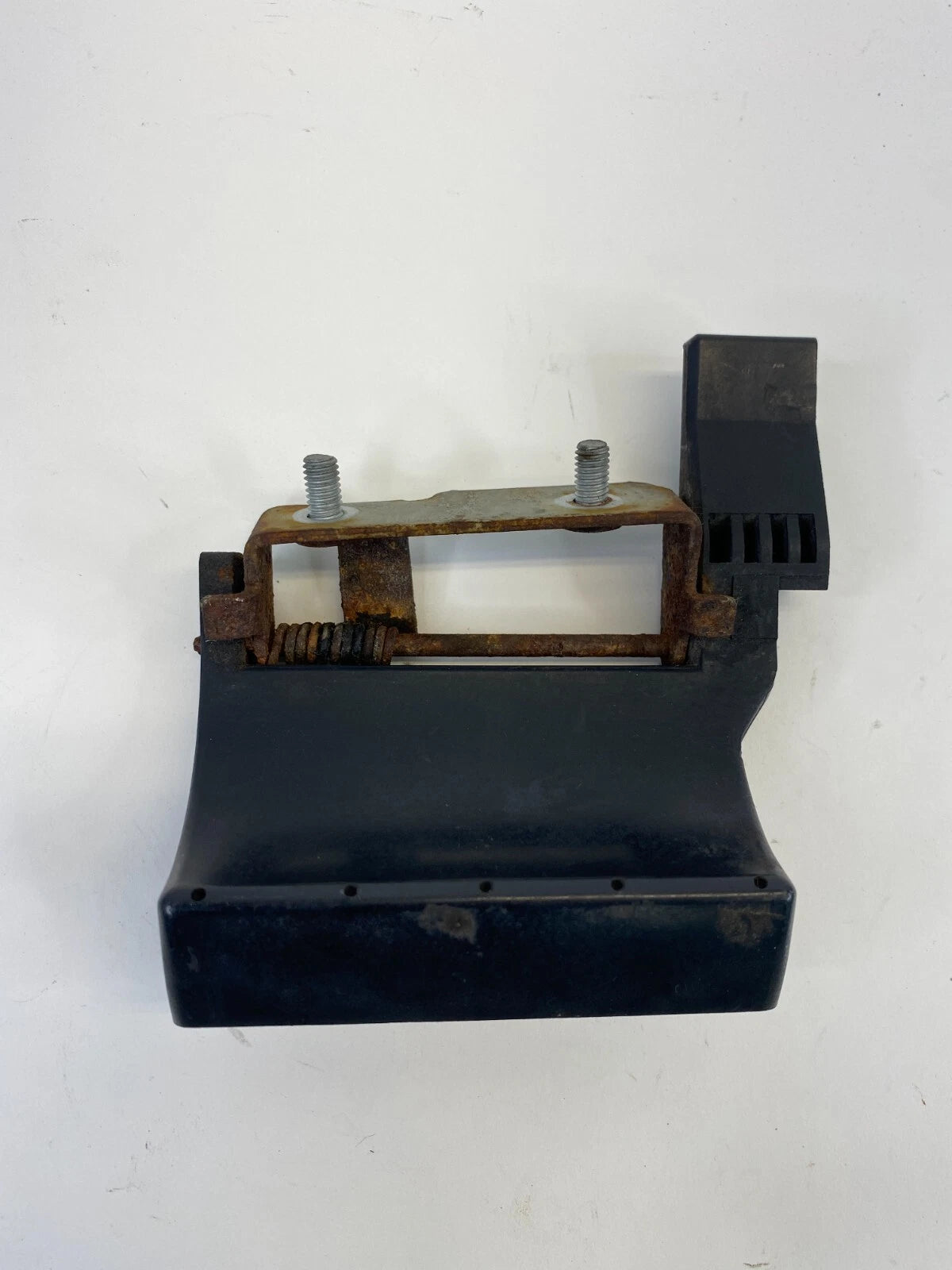 02 03 04 05 06 SUZUKI XL-7 REAR TAILGATE EXTERIOR DOOR HANDLE ASSEMBLY OEM