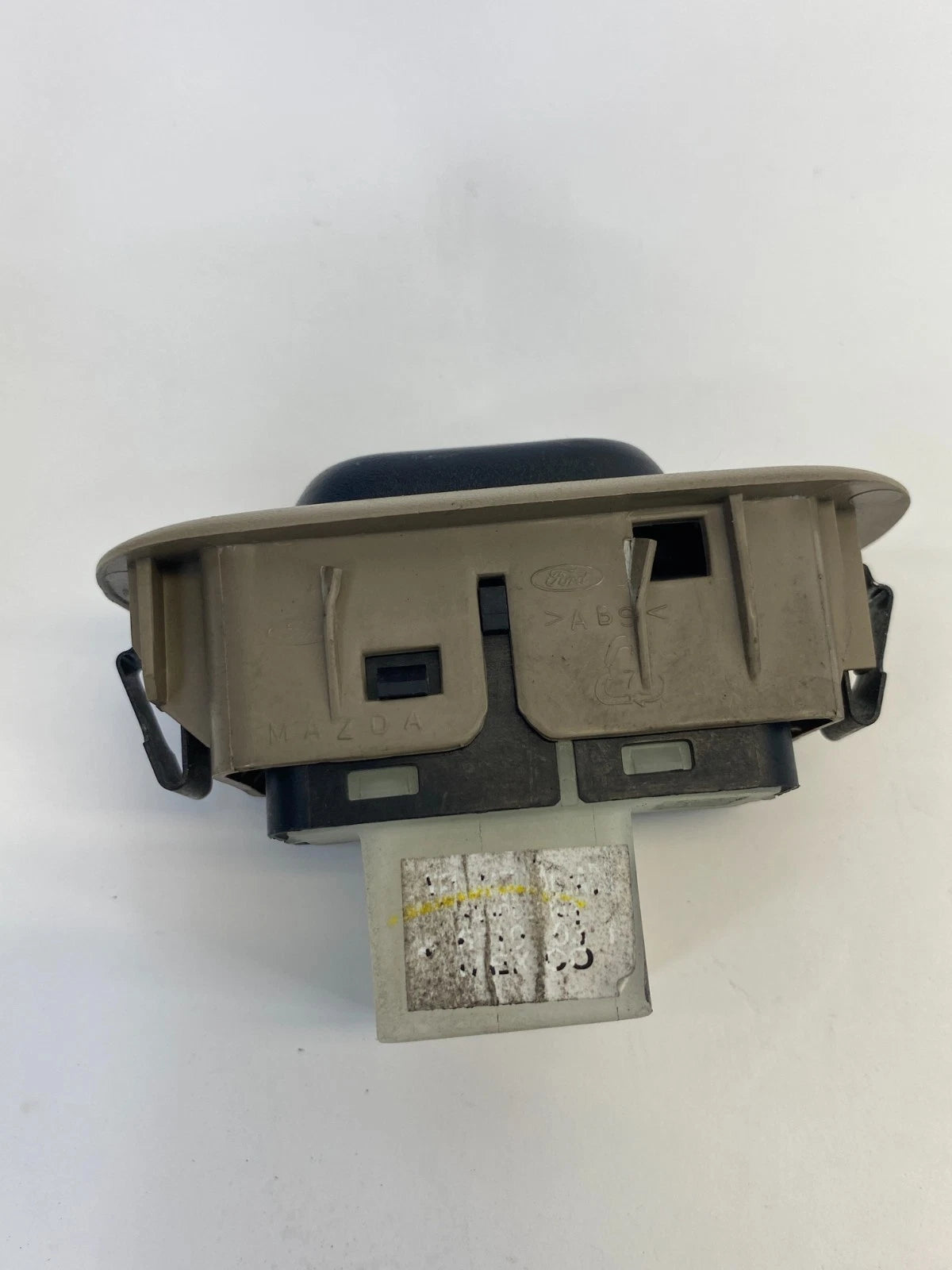 2001-2007 FORD ESCAPE REAR RIGHT BACK SIDE DOOR WINDOW CONTROL SWITCH OEM