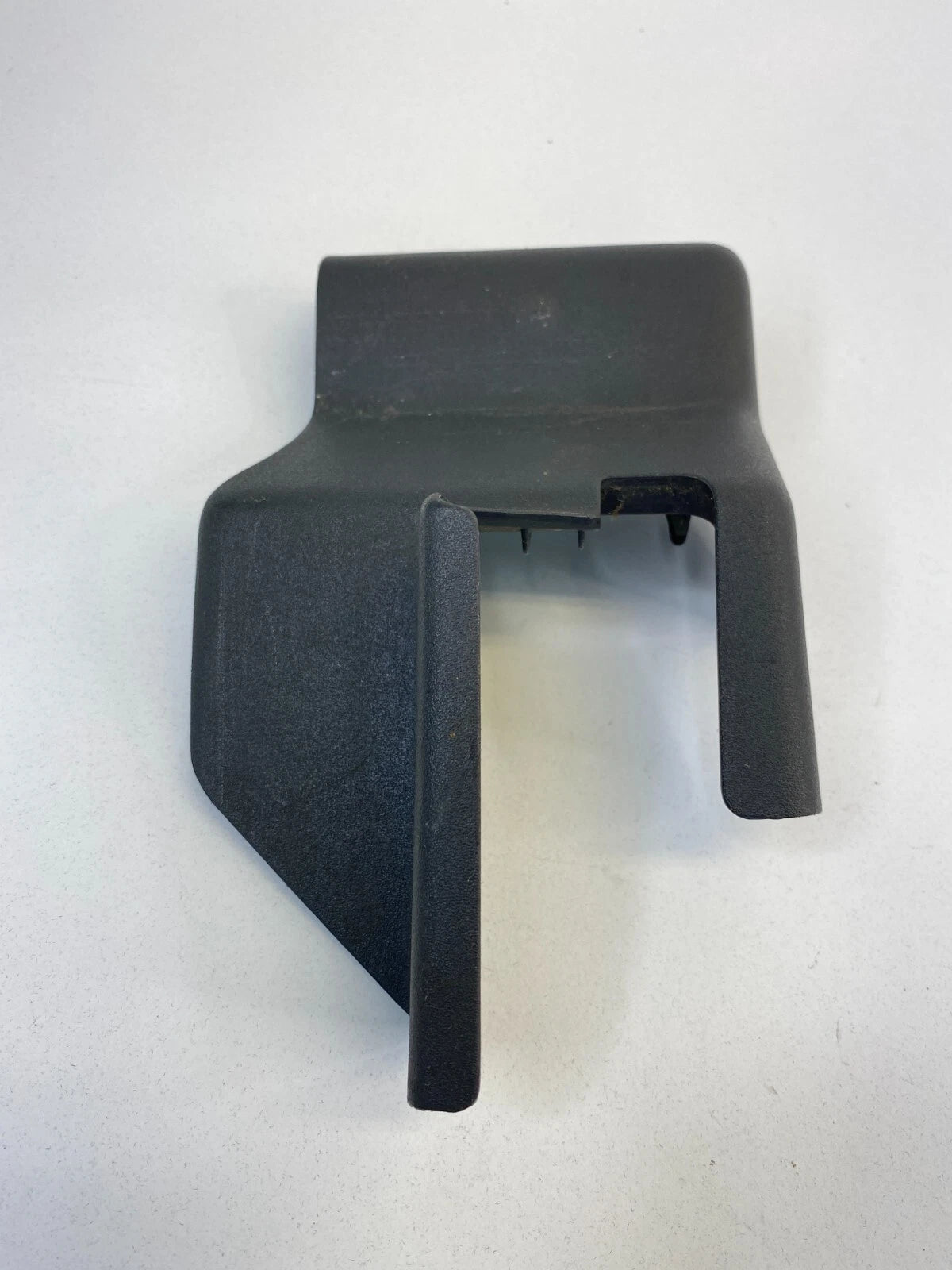 2008-2011 FORD FOCUS FRONT LEFT SEAT RAIL TRACK COVER BEZEL TRIM 8S43-564I8D0I