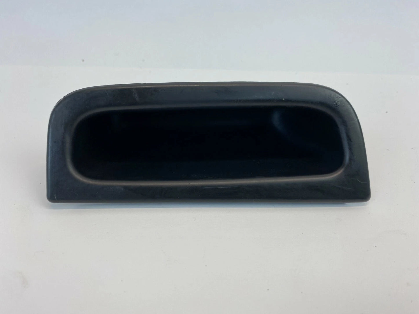 2003 2004 ISUZU ASCENDER REAR TRUNK LIFTGATE LID PULL EXTERIOR HANDLE OEM