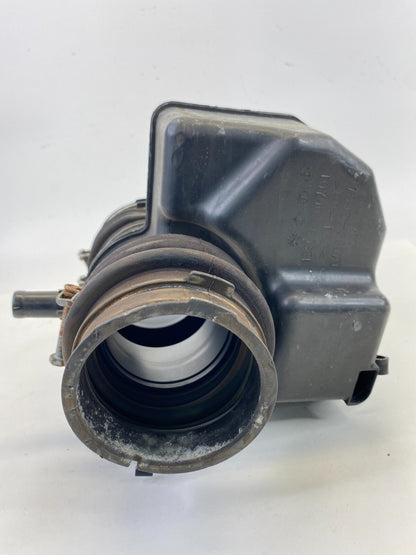 02 03 Lexus ES300 04-06 ES330 Air Intake Resonator Box Duct Tube 17893-20070 OEM