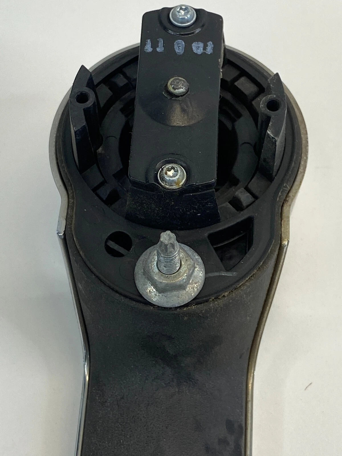 2010 2011 DODGE NITRO REAR RIGHT PASSENGER SIDE EXTERIOR OUTSIDE DOOR HANDLE OEM