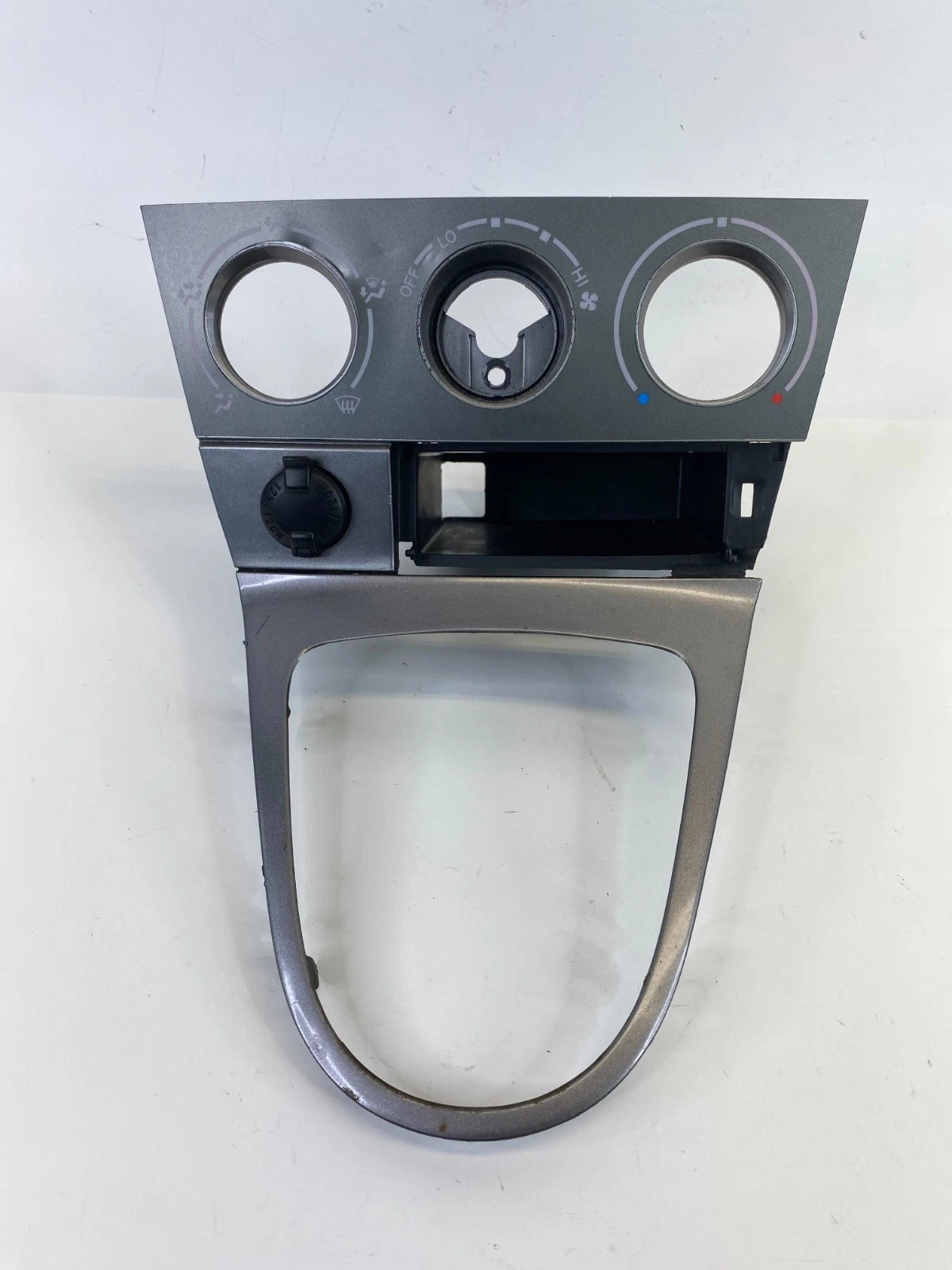 03-08 Pontiac Vibe Shifter Climate Control Trim Bezel w Storage & Power Outlet