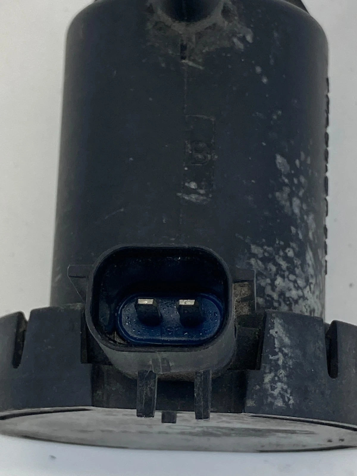 2008-2019 DODGE CHARGER CHYRSLER 300 LINEAR PURGE VALVE 4891738AA OEM