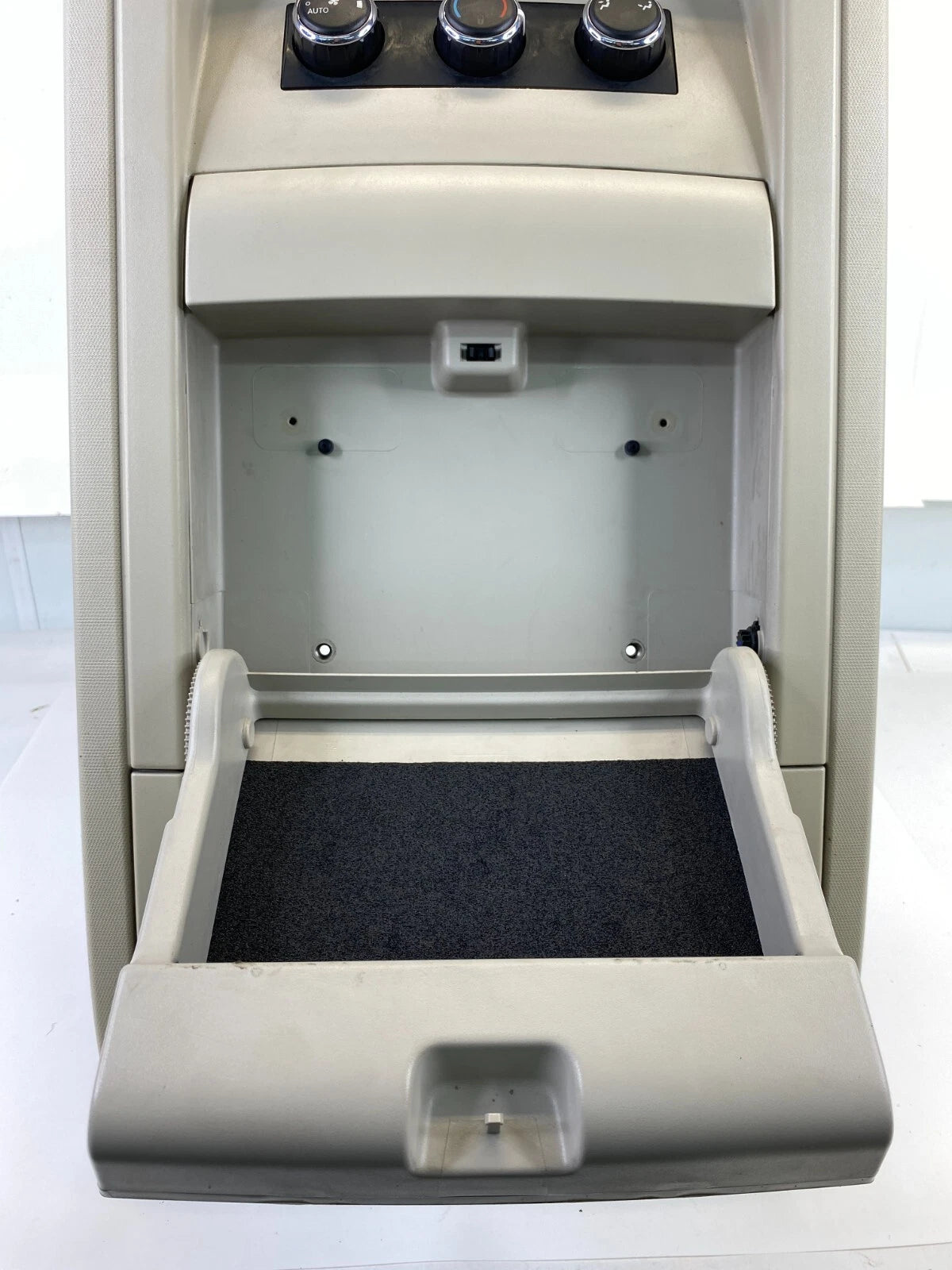 11-16 TOWN&COUNTRY GRAN CARAVAN ROOF OVERHEAD STORAGE CONSOLE W/CLIMATE CONTROL