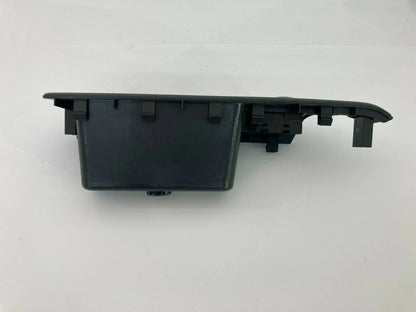 2003-2006 KIA SORENTO REAR RIGHT DOOR WINDOW SWITCH BEZEL TRIM COVER 478525-A110