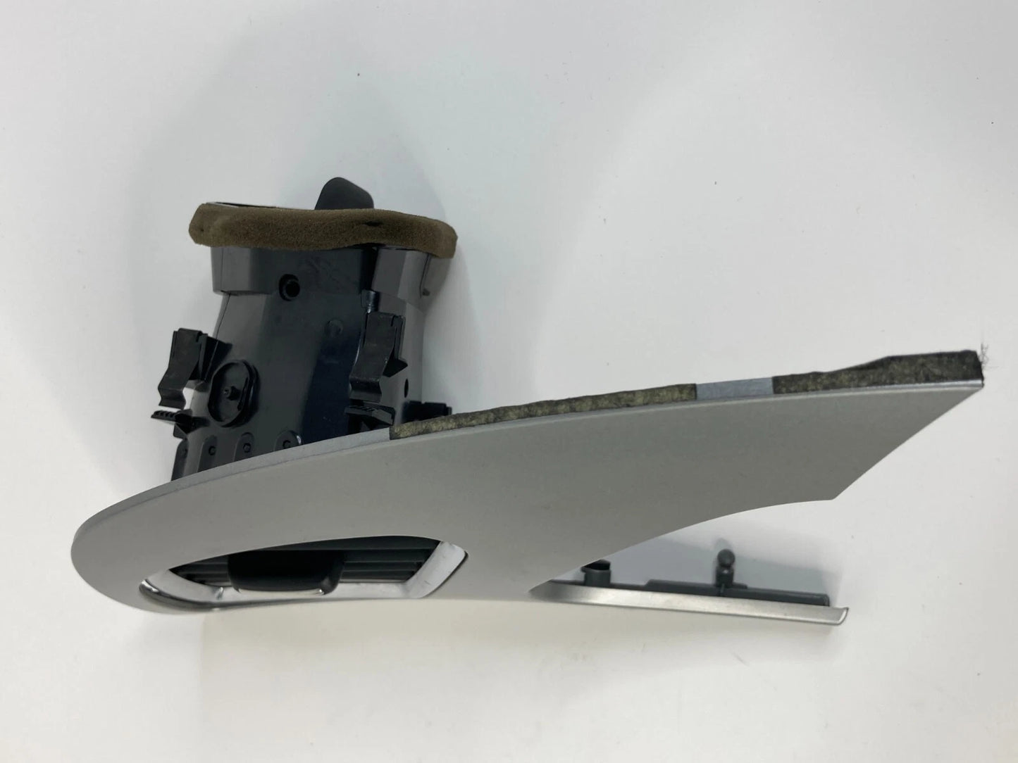 2009-2012 AUDI A4 DASH LEFT DRIVER AIR VENT GRILL W/ TRIM BEZEL 8K1820901G OEM