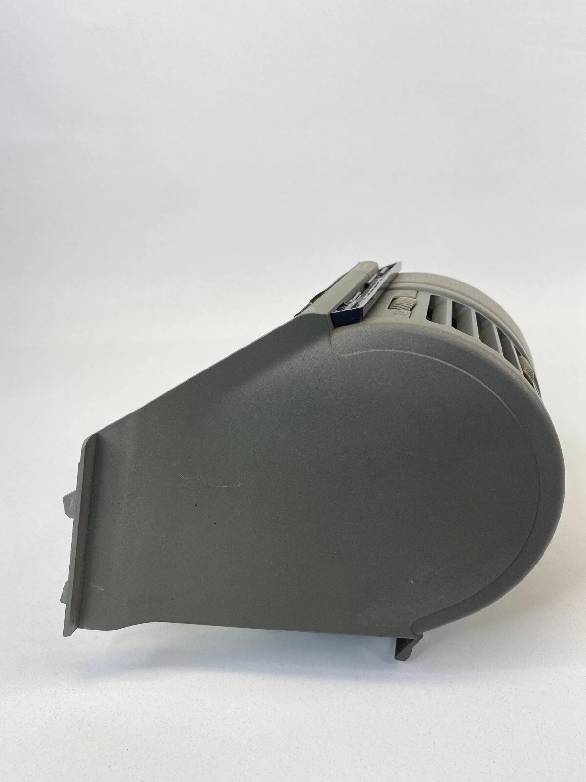 03 04 INFINITI G35 LEFT SIDE DASH AC AIR VENT GRILLE DUCT OUTLET E577-5112-500