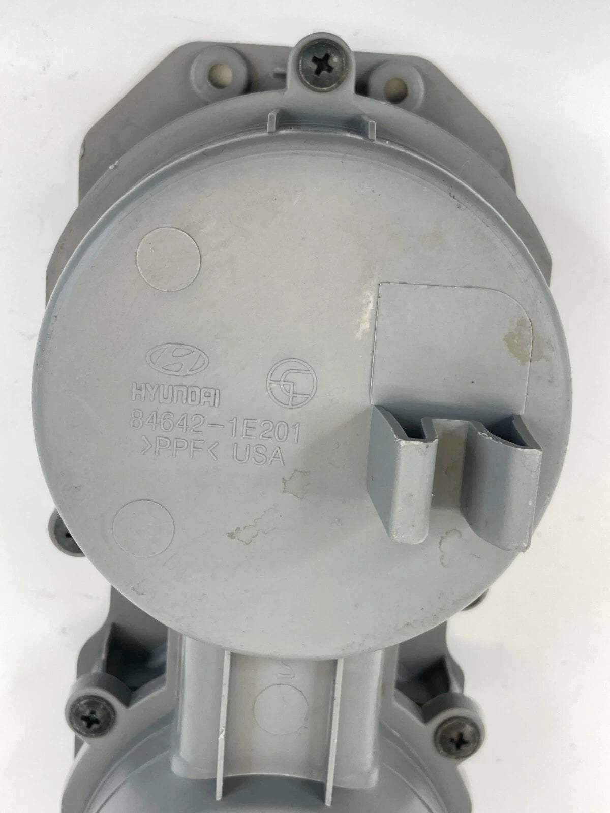 2008-2011 HYUNDAI ACCENT CENTER CONSOLE INSERT DUAL CUP HOLDER 84642-1E201