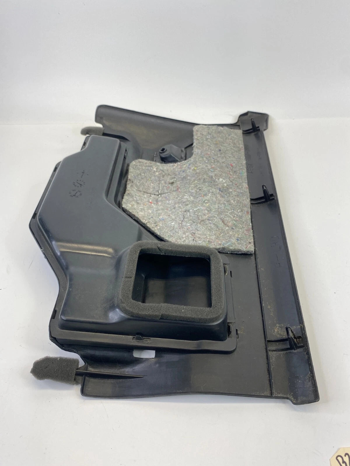 1998-2005 LEXUS GS300 FRONT RIGHT LOWER DASH KICK PANEL COVER TRIM 55607-30220