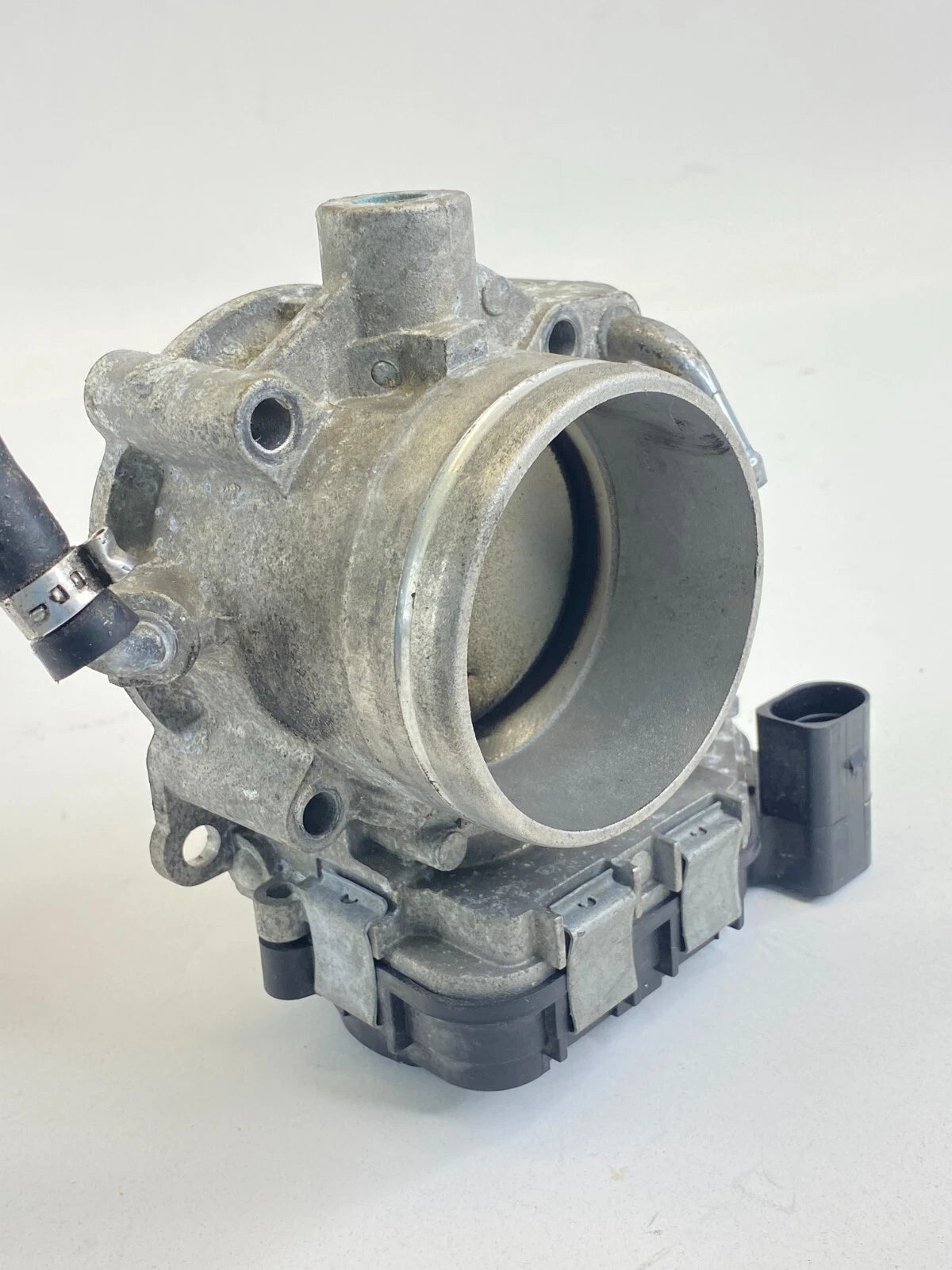 2006 2007 VOLKSWAGEN BEETLE 2005-2010 JETTA 2.5L THROTTLE BODY VALVE ASSEY OEM