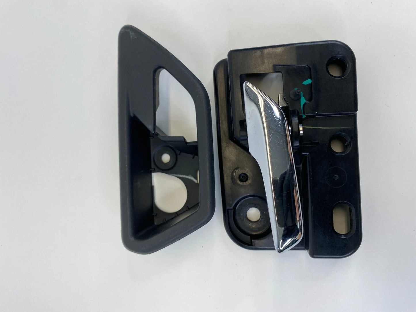 09 10 DODGE JOURNEY FRONT RIGHT PASSENGER SIDE INSIDE DOOR HANDLE 962099-102 OEM