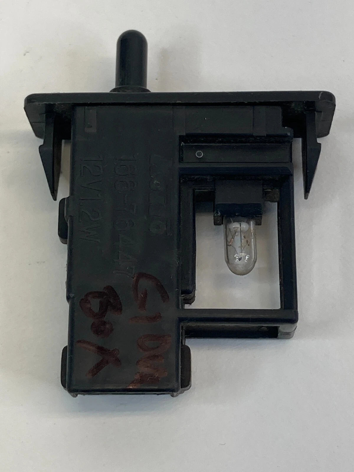 00 01 02 03 04 05 TOYOTA CELICA DASH GLOVE BOX LIGHT LAMP 81260-33030 OEM
