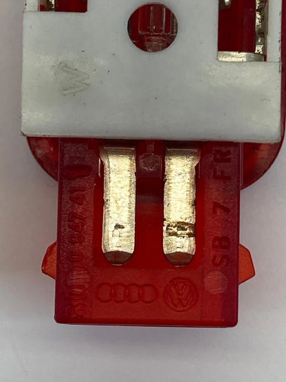 98-11 AUDI A6 QUATTRO REAR LEFT SIDE DOOR PANEL WARNING LIGHT LAMP 8D0-947-41