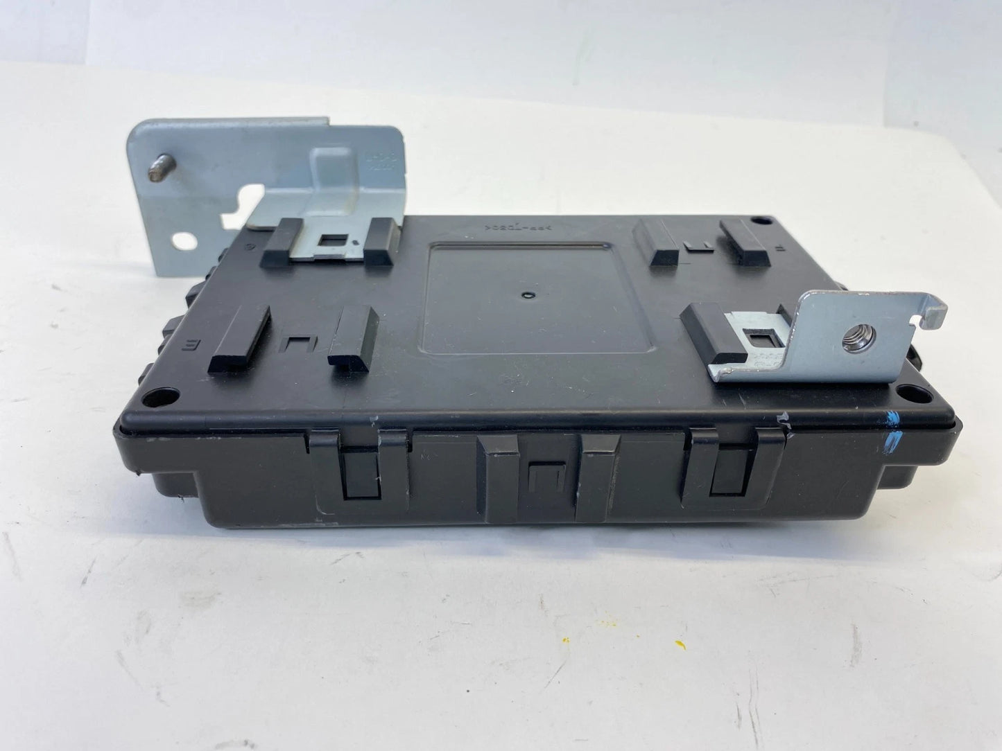2017 2018 HYUNDAI ELANTRA 2.0L L4 A/T BODY CONTROL MODULE COMPUTER 95400-F2BB0