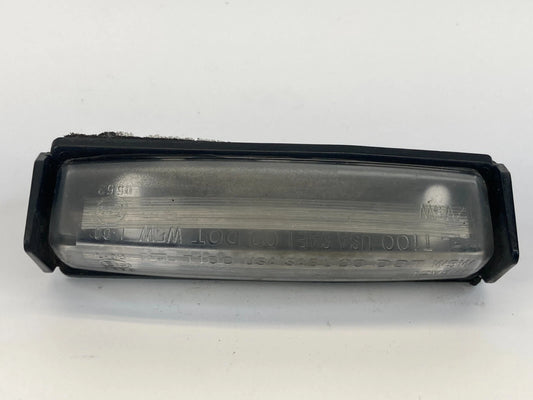 2002-2011 TOYOTA CAMRY TRUNK LID LEFT OR RIGHT LICENSE PLATE LIGHT LAMP OEM