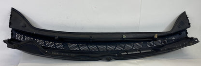 2005-2010 Honda Odyssey Front Windshield Cowl Top Panel Grille 74200-SHJ-A000