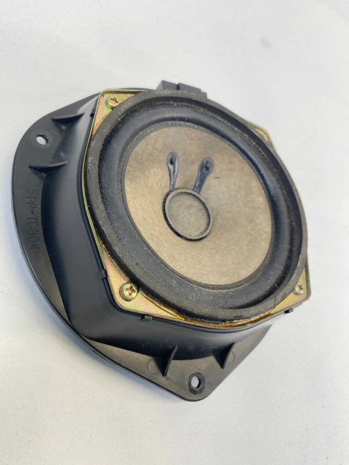 2004-2011 CHEVROLET AVEO FRONT LEFT DRIVER SIDE DOOR AUDIO SPEAKER 96437627