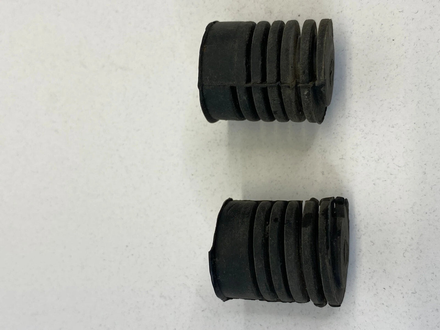 2004-2009 TOYOTA PRIUS FRONT HOOD BUMPER RUBBER ADJUSTMENT PAIR 90541-15021 OEM