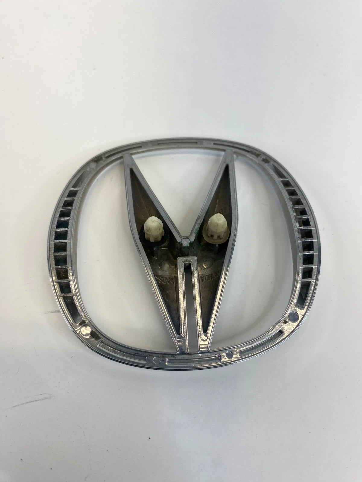 04 05 06 07 08 Acura TL Rear Trunk Lid Emblem Logo Badge Symbol OEM