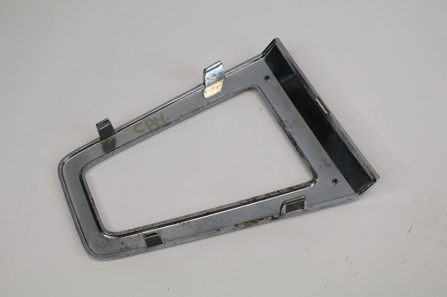 2008-2010 DODGE AVENGER CENTER CONSOLE SHIFTER BEZEL CHROME TRIM OEM 1BU40TRMAB