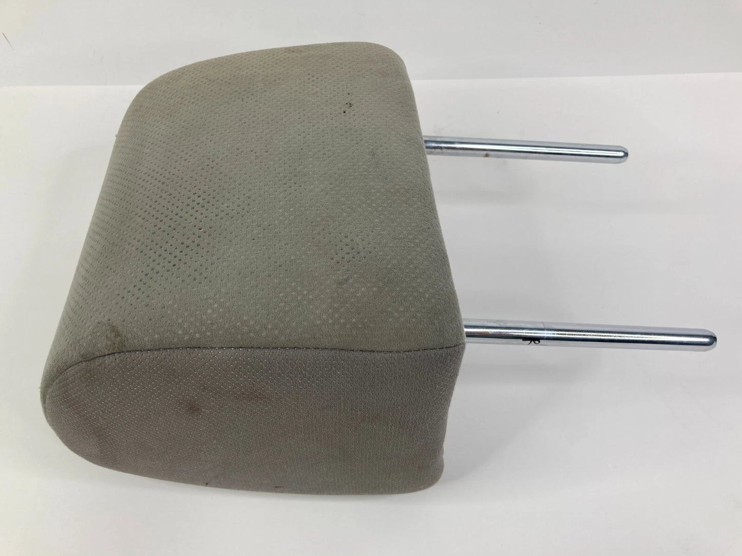 2008 2009 NISSAN ROGUE FRONT RIGHT PASSENGER SIDE SEAT HEADREST HEAD REST OEM