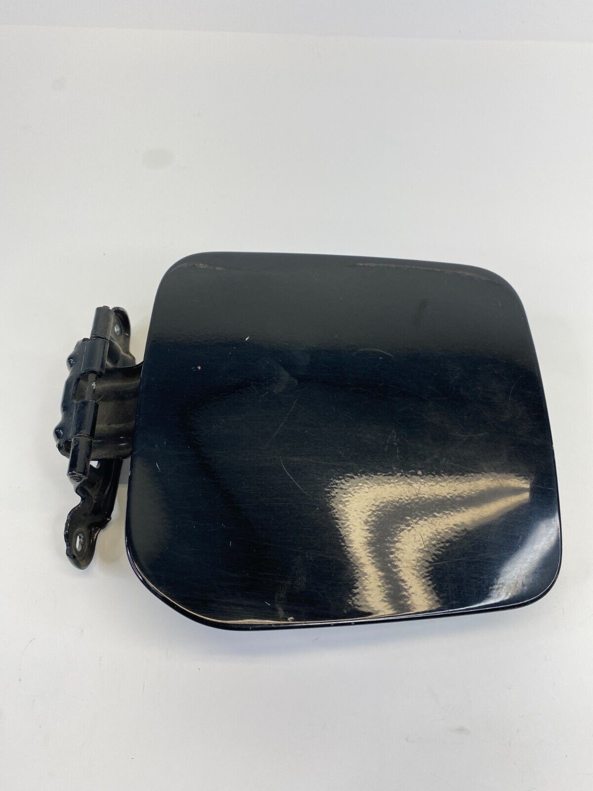 2004-2008 Nissan Maxima SEDAN Fuel Filler Door Gas Lid Cover Assembly OEM