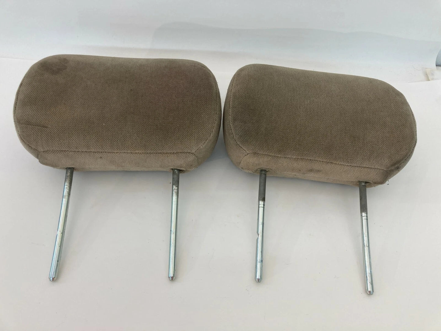 2003-2008 ISUZU ASCENDER FRONT LEFT RIGHT SEAT HEADREST PAIR SET OEM