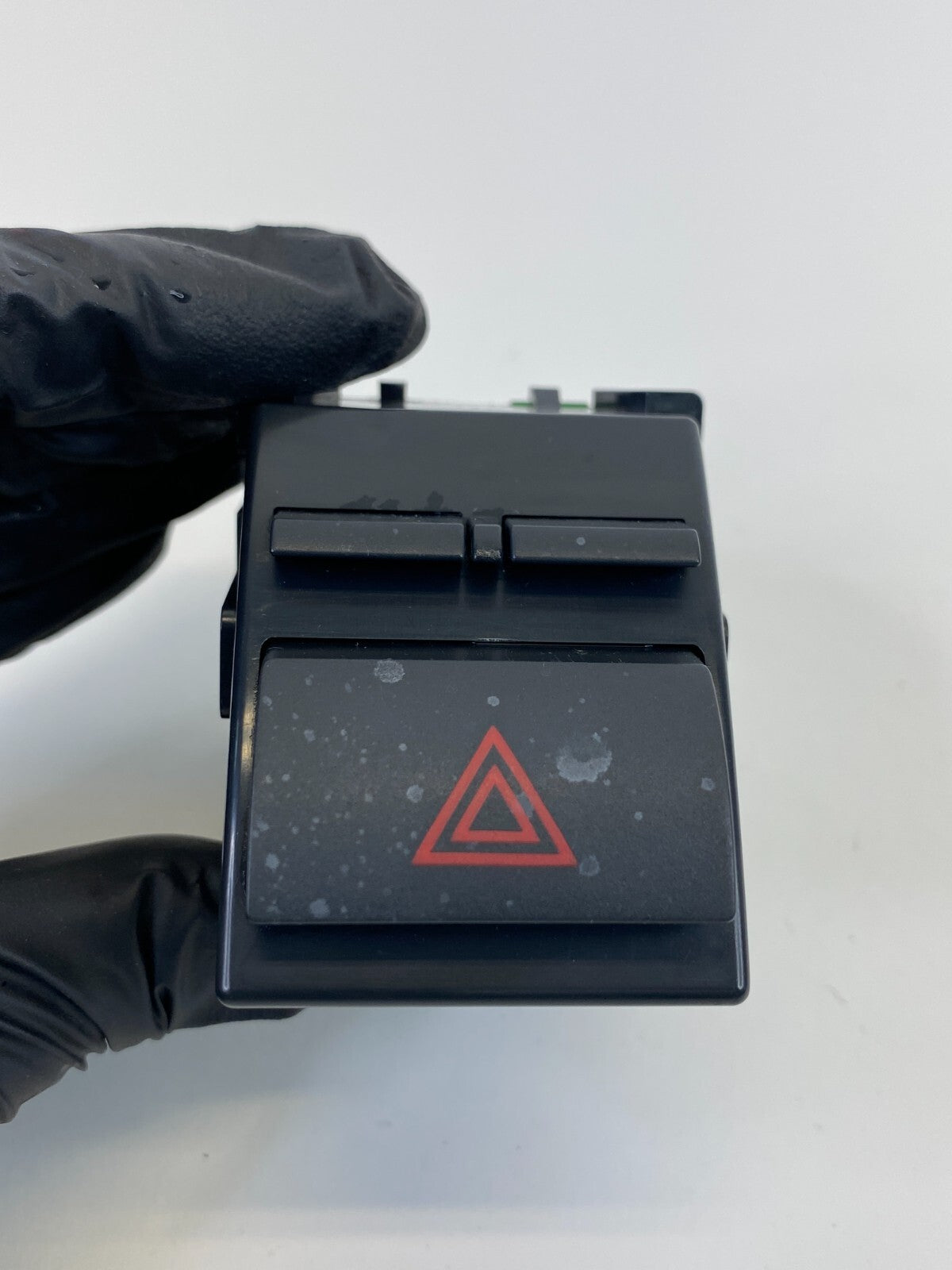 2007-2011 Toyota Camry Center Dash Emergency Hazard Warning Switch 84332-06100