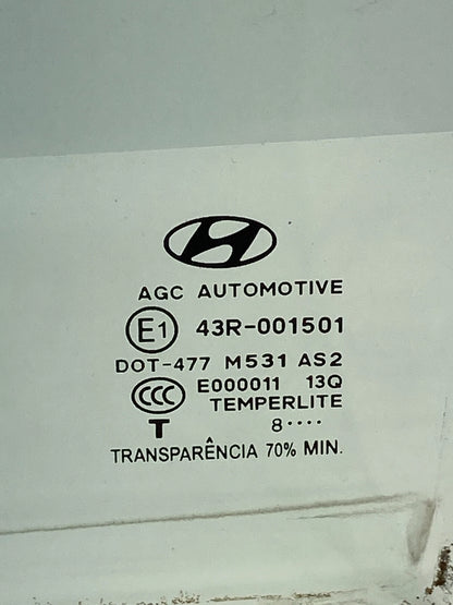 06-11 HYUNDAI ACCENT SEDAN REAR LEFT SIDE DOOR WINDOW FIXED VENT QUARTER GLASS