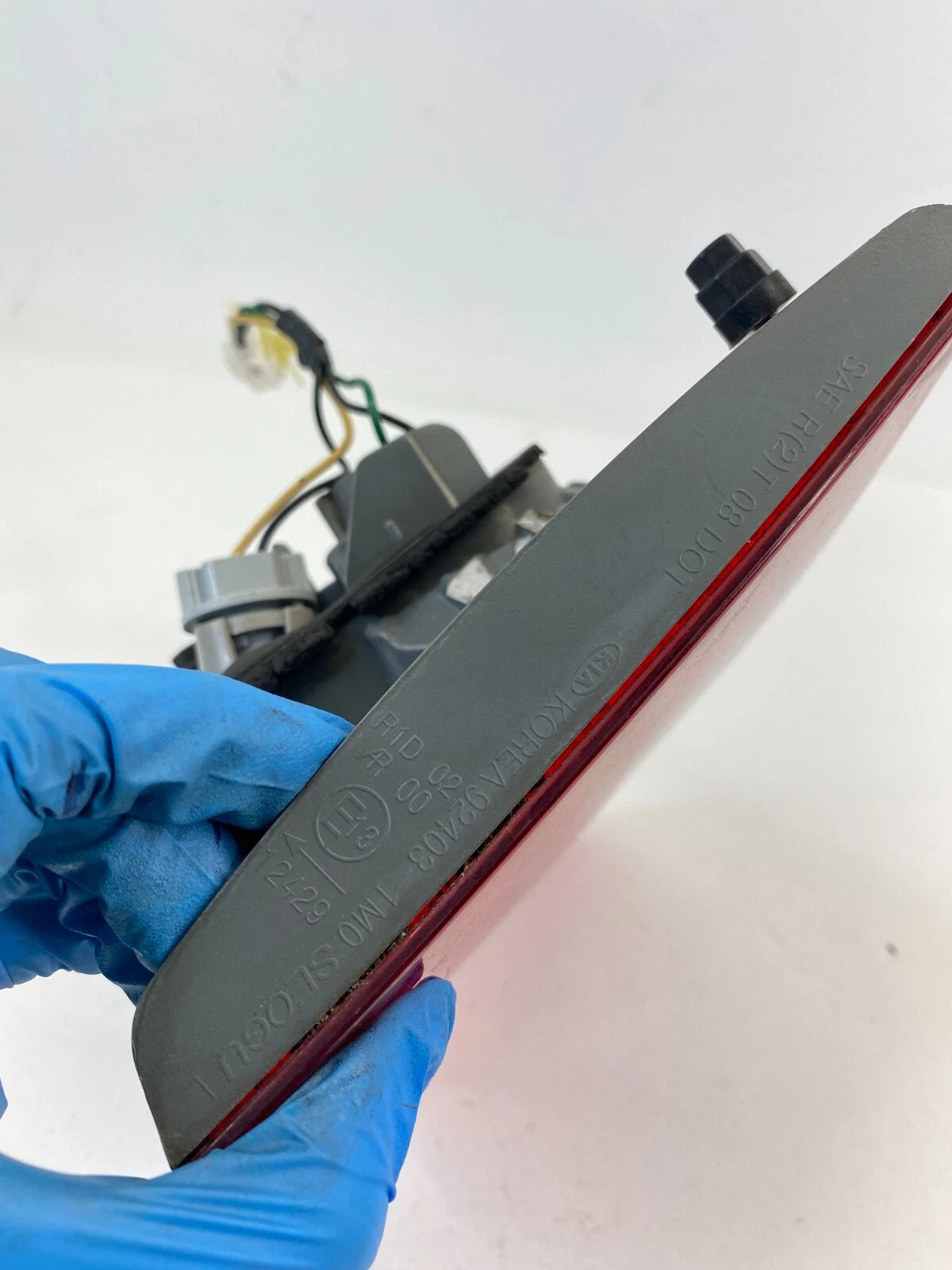 2010-2013 KIA FORTE LEFT SIDE INNER TAIL LIGHT TRUNK MOUNTED 92403-1M000 OEM