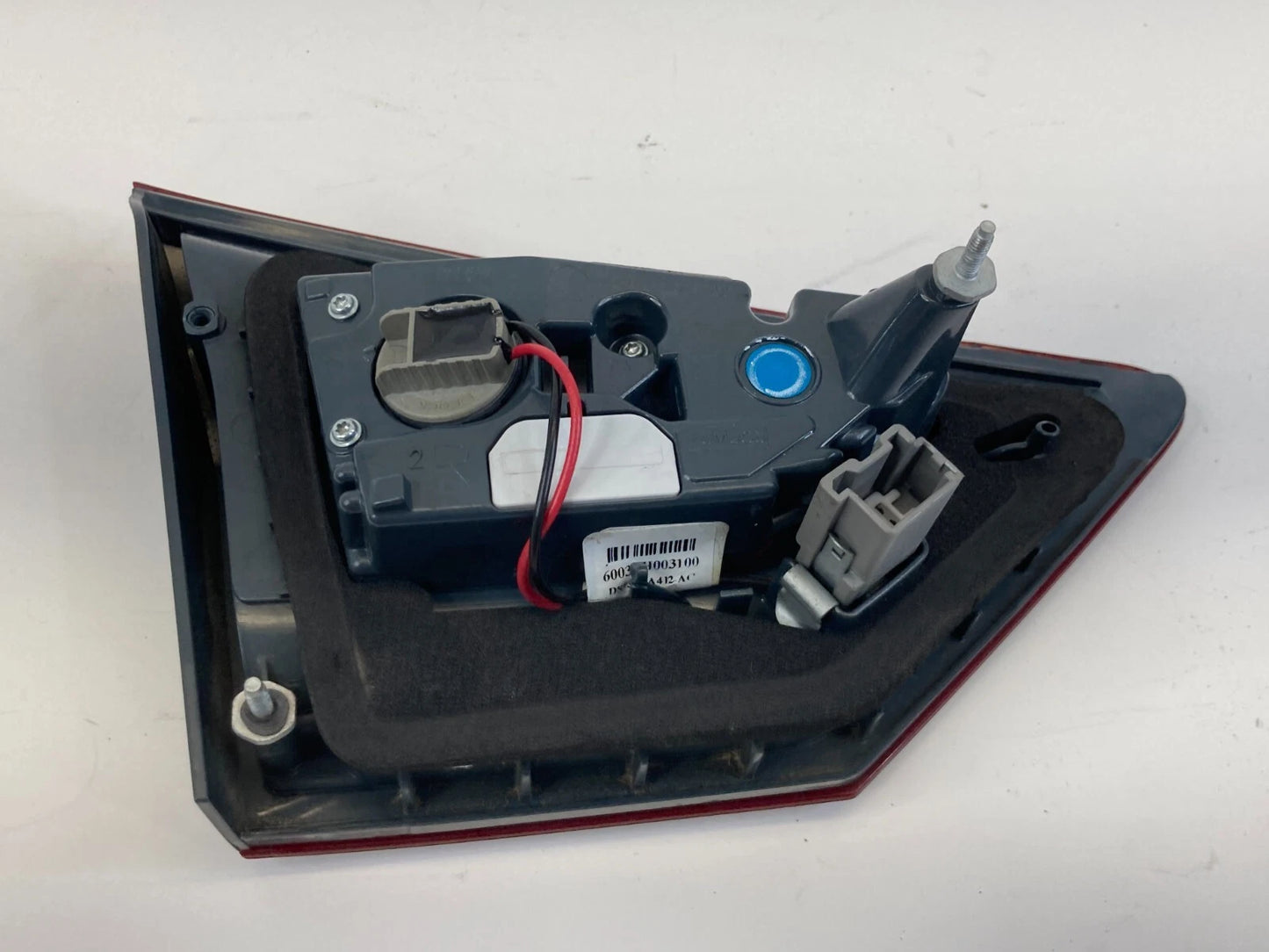 2013-2016 FORD FUSION REAR RIGHT SIDE INNER TAIL LIGHT DS73-13A602-AF OEM