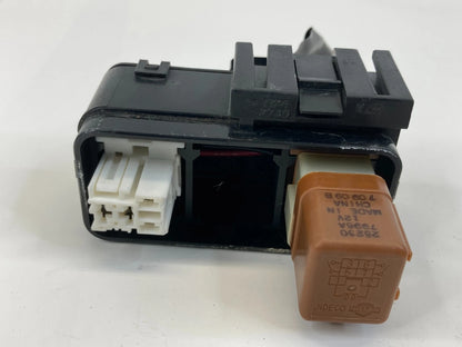 2003-2008 INFINITI FX35 3.5L DEFOGGER ACC BRAKE FUSE RELAY BOX OEM