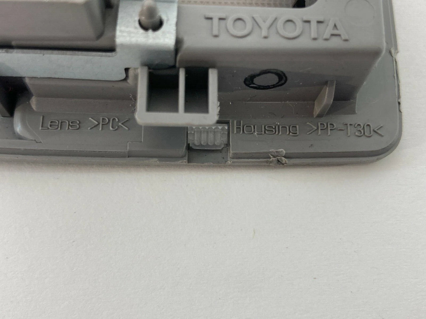 04 05 06 07 08 09 TOYOTA PRIUS INTERIOR ROOF DOME MAP LIGHT LAMP OEM