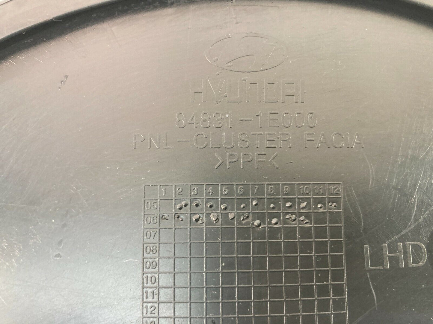 06-11 Hyundai Accent Speedometer Instrument Cluster Dash Bezel 848321E000 OEM